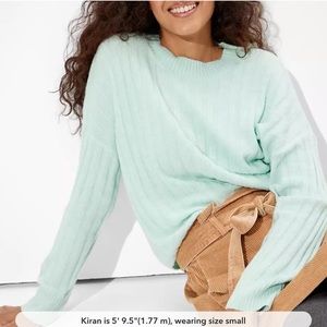 American Eagle Cropped Sweater Mint size S